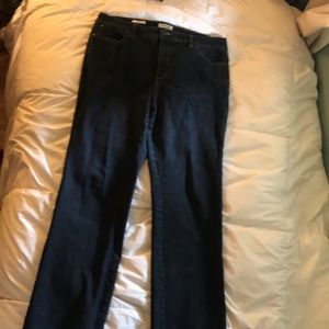 St Johns Bay Jeans Sz 16